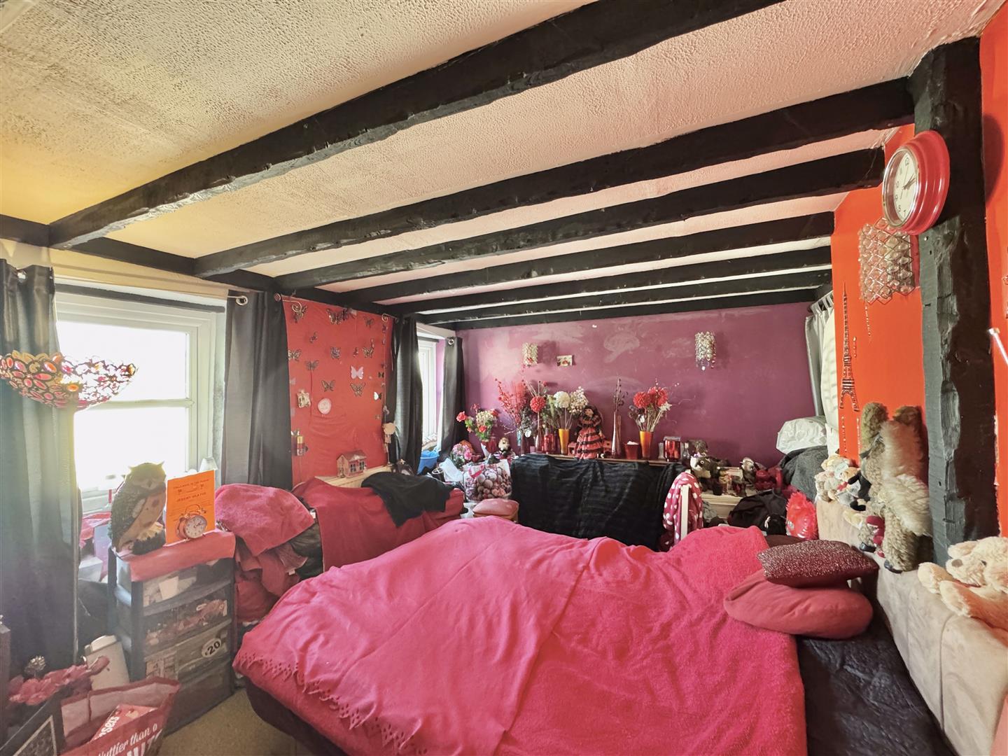 2 bed property in Richmond Hill, Truro